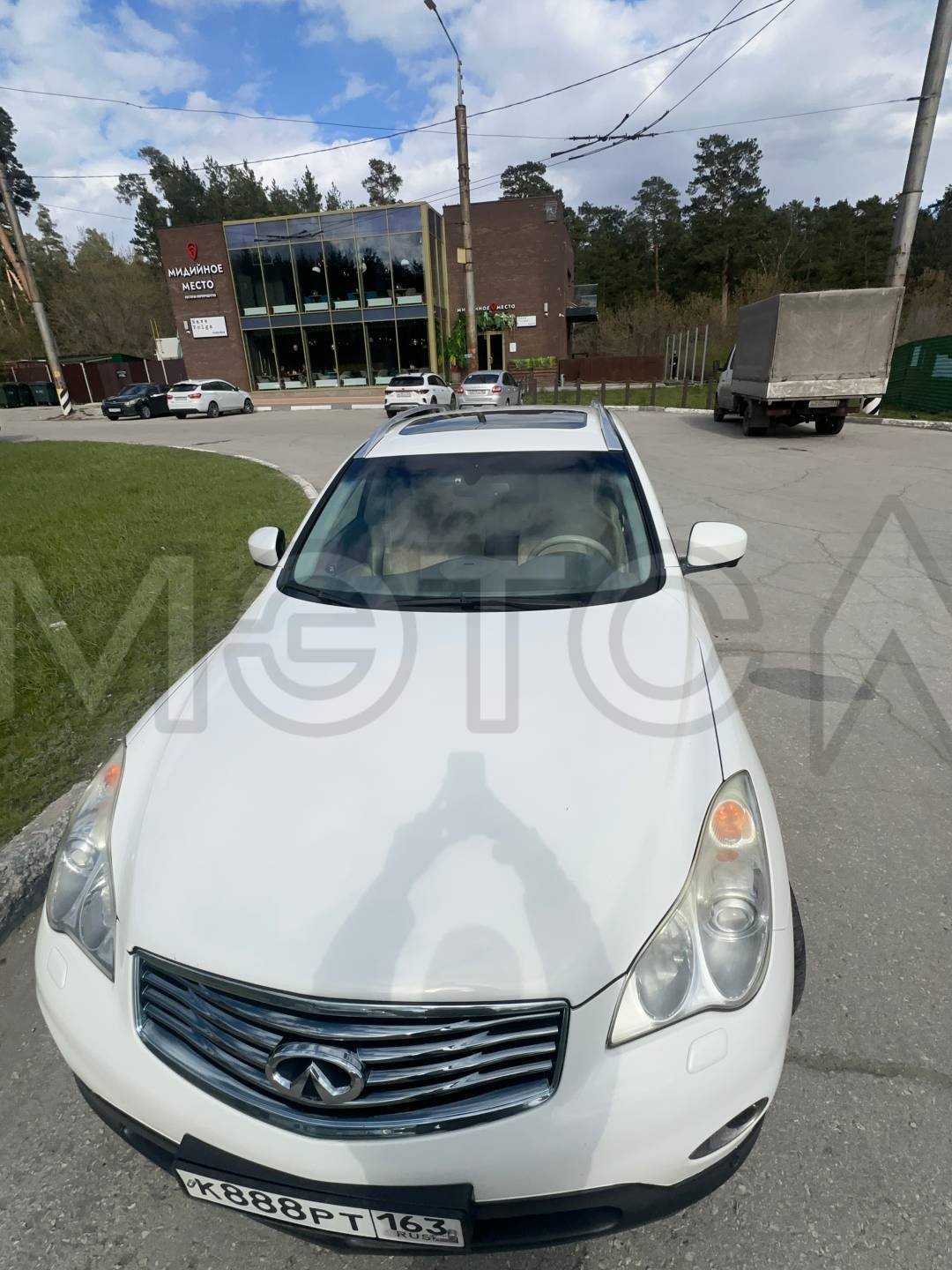 Infiniti EX25