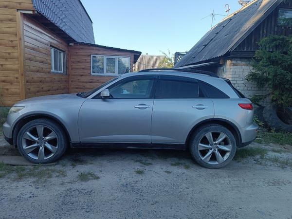 Infiniti FX35 2005, фото 2