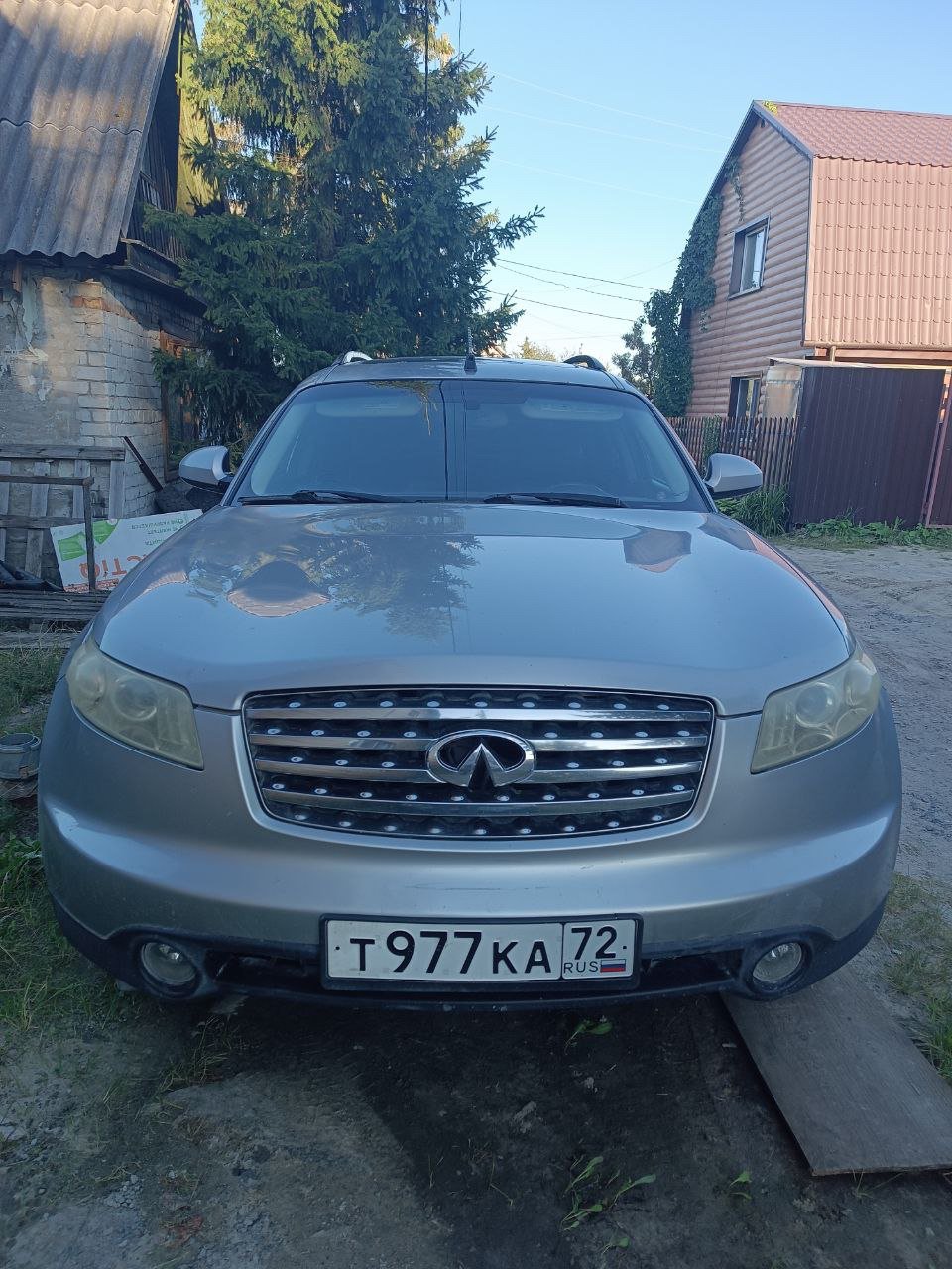 Infiniti FX35