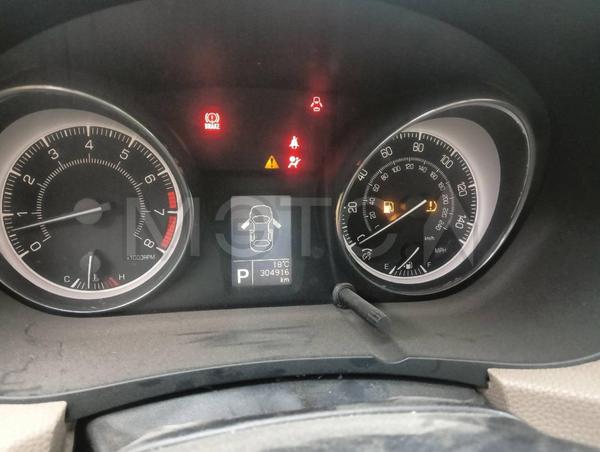 Suzuki Kizashi 2011, фото 17