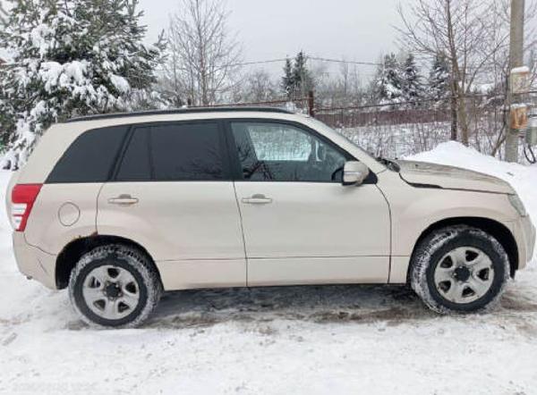 Suzuki Grand Vitara 2010, фото 9