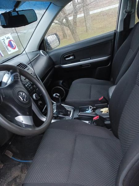 Suzuki Grand Vitara 2010, фото 4