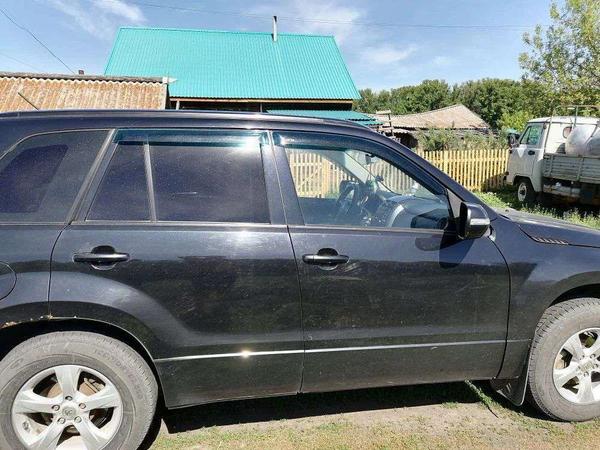 Suzuki Grand Vitara 2010, фото 17