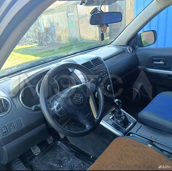 Suzuki Grand Vitara 2011, фото 5