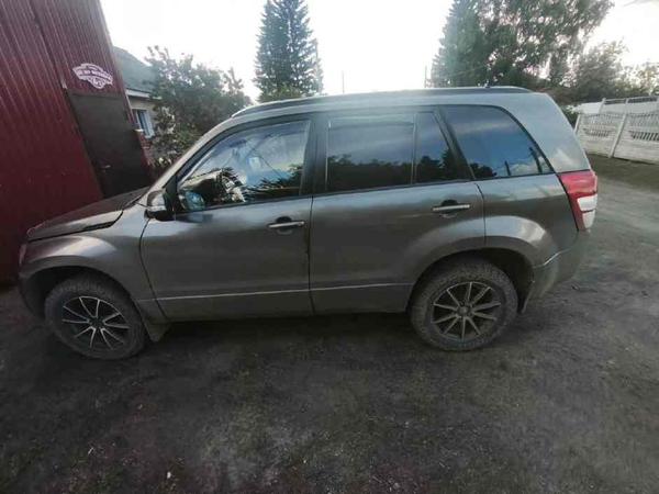 Suzuki Grand Vitara 2014, фото 2
