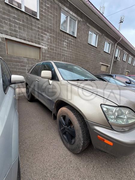 Lexus RX 1999, фото 2