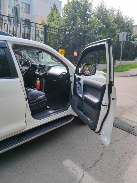 Toyota Land Cruiser Prado 2012, фото 29