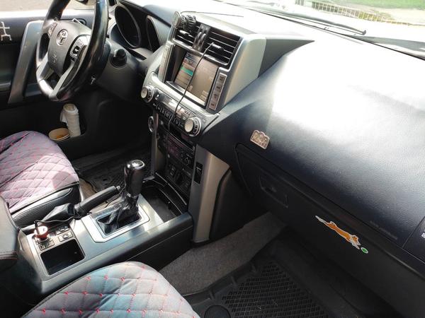 Toyota Land Cruiser Prado 2012, фото 33