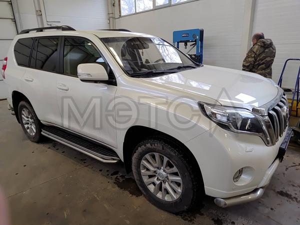 Toyota Land Cruiser Prado 2017, фото 3