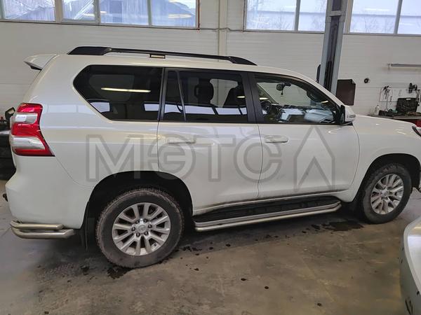 Toyota Land Cruiser Prado 2017, фото 8