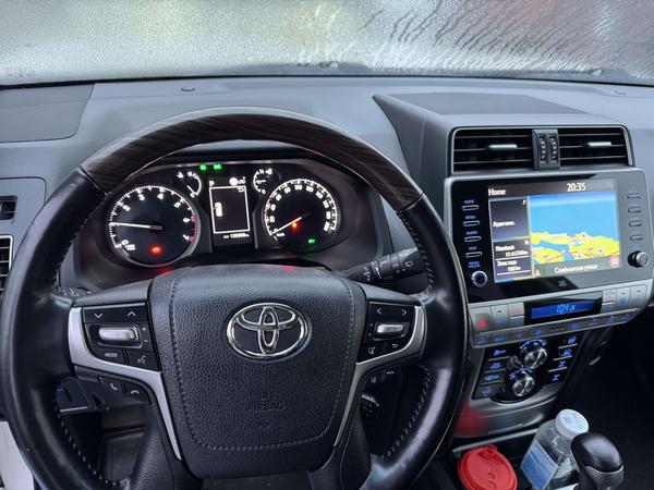 Toyota Land Cruiser Prado 2021, фото 2