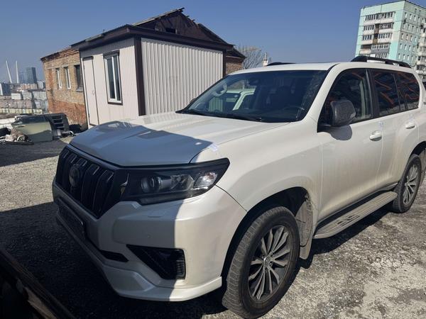 Toyota Land Cruiser Prado 2021, фото 7