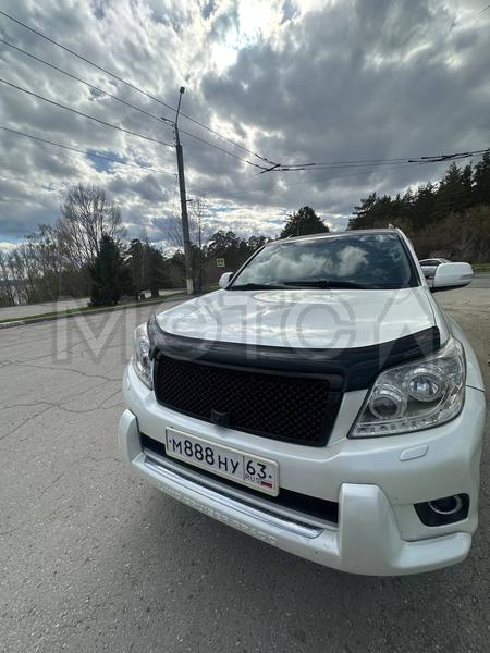 Toyota Land Cruiser Prado 2011, фото 2