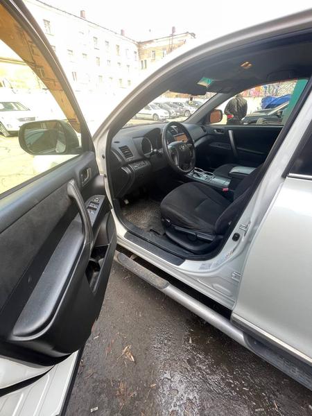 Toyota Highlander 2012, фото 2