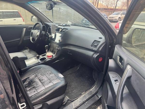Toyota Highlander 2012, фото 6