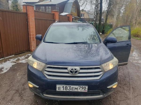 Toyota Highlander 2012, фото 3