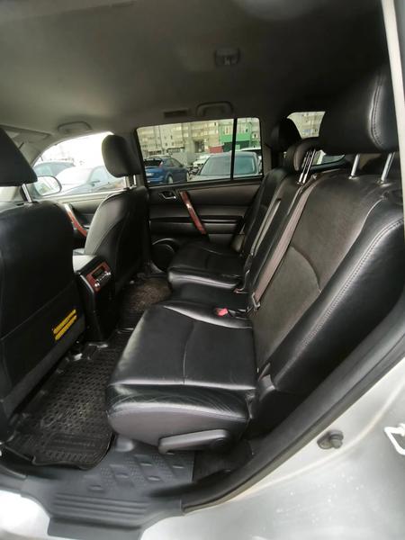 Toyota Highlander 2012, фото 3