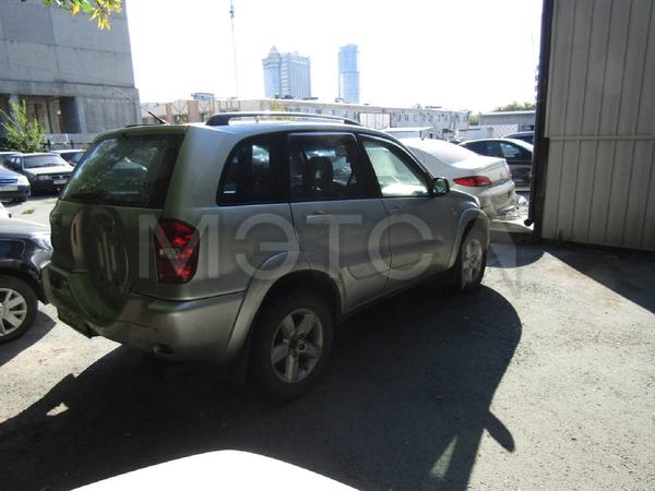 Toyota RAV4 2004, фото 7