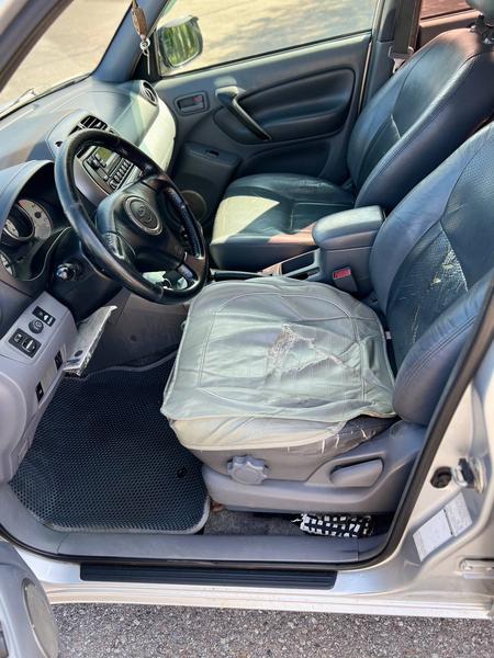 Toyota RAV4 2003, фото 5