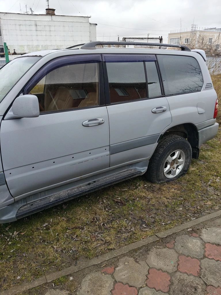 Toyota Не указана