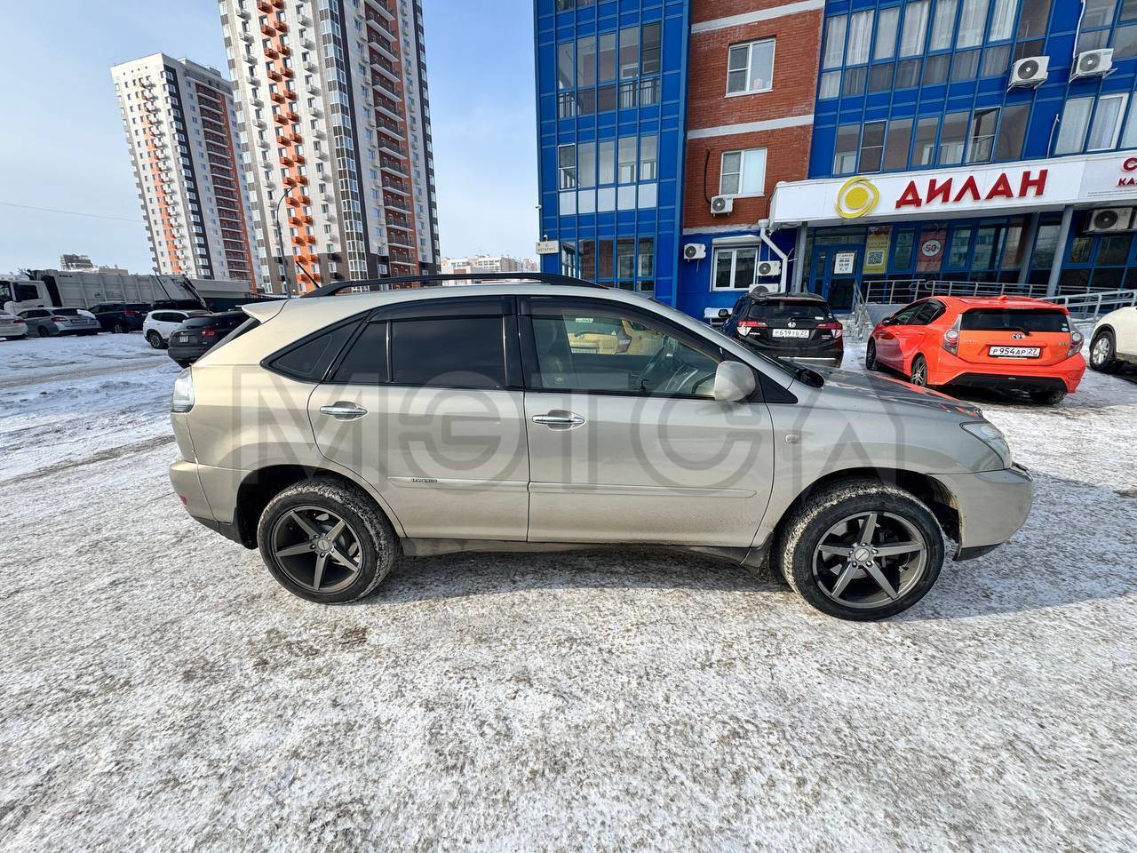 Lexus Не указана