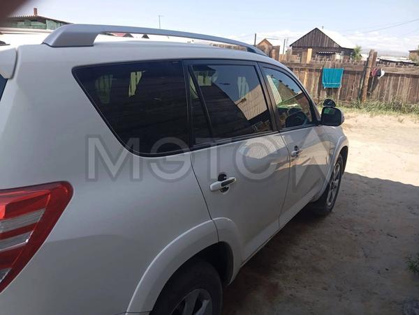 Toyota RAV4 2011, фото 3