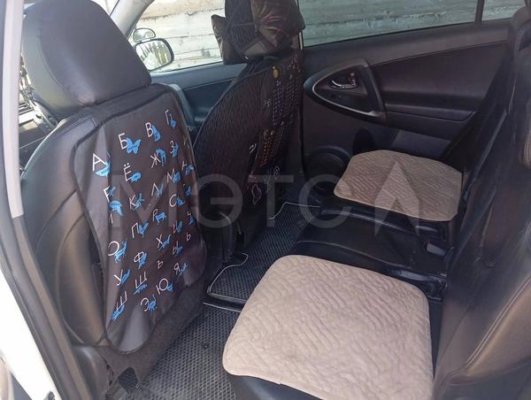 Toyota RAV4 2011, фото 7