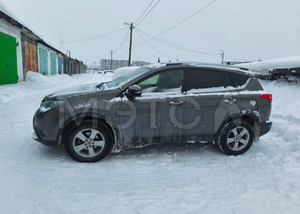 Toyota RAV4 2015, фото 3