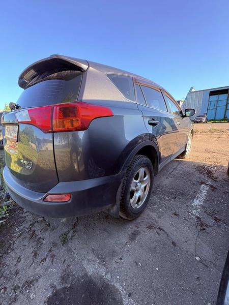 Toyota RAV4 2013, фото 3