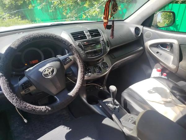 Toyota RAV4 2012, фото 5