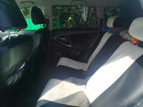 Toyota RAV4 2012, фото 3