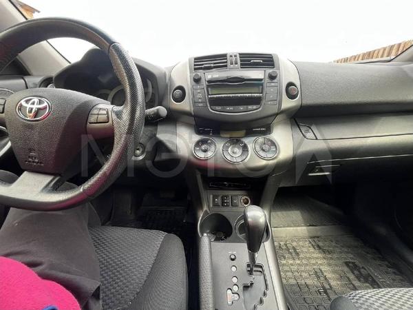 Toyota RAV4 2012, фото 6