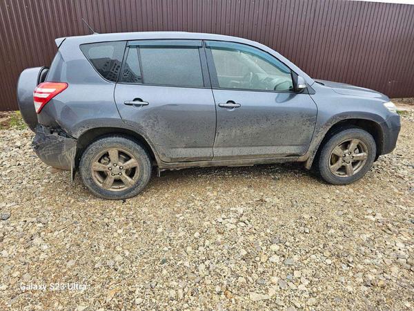 Toyota RAV4 2012, фото 2