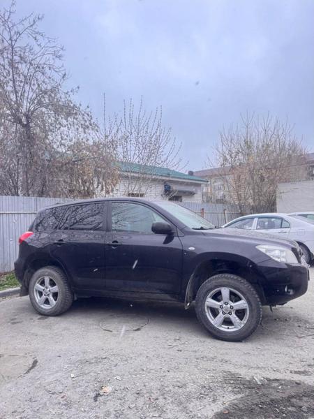 Toyota RAV4 2008, фото 2