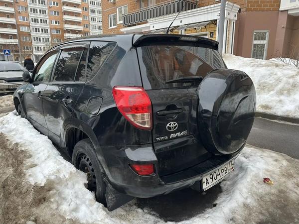 Toyota RAV4 2008, фото 2