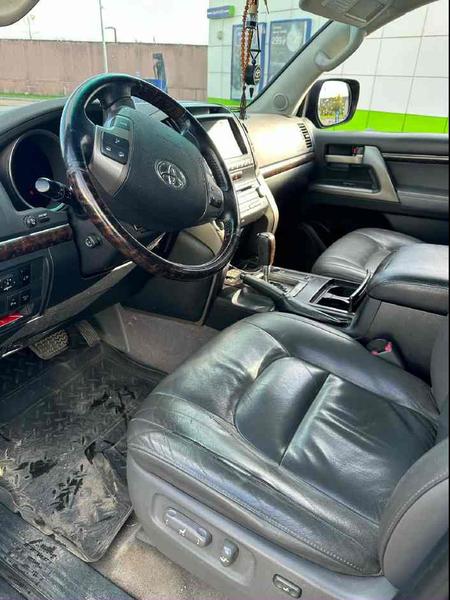 Toyota Land Cruiser 2009, фото 5