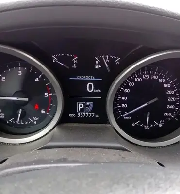 Toyota Land Cruiser 2012 с торгов по банкротству, фото 1