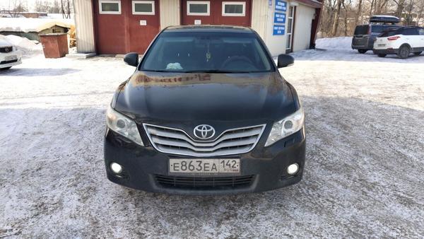 Toyota Camry 2011, фото 2