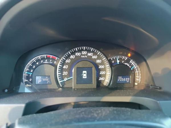 Toyota Camry 2011, фото 11