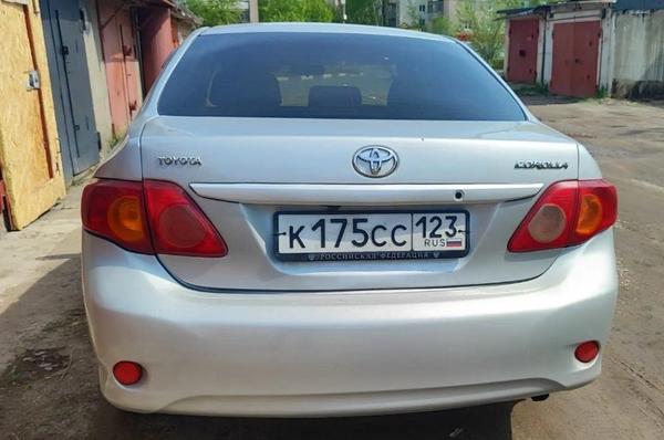 Toyota Corolla 2008, фото 2