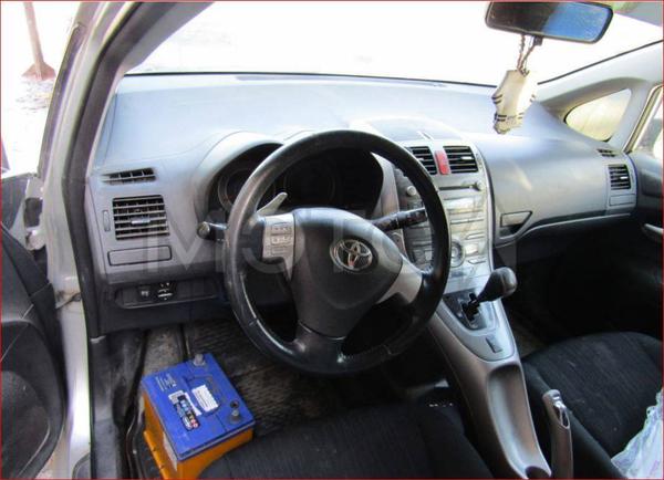 Toyota Auris 2007, фото 27
