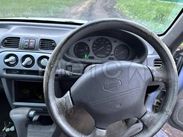 Nissan March 2000, фото 10