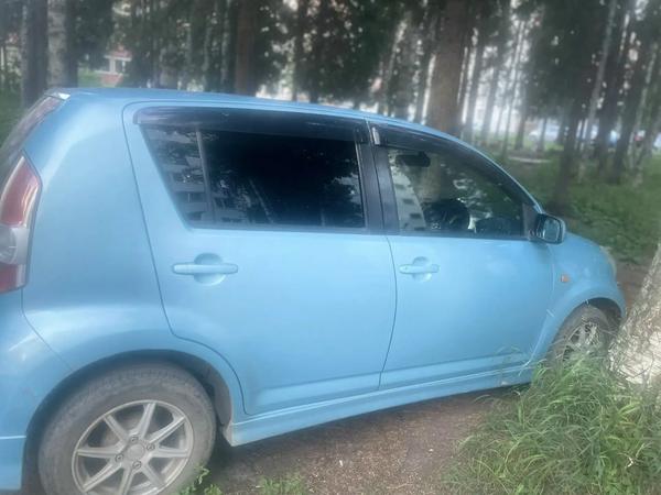 Toyota Passo 2005, фото 2