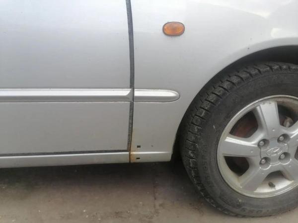 Hyundai Accent 2002, фото 2