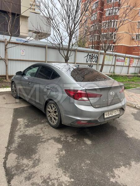 Hyundai Elantra 2018, фото 3