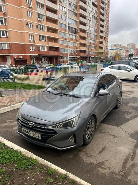 Hyundai Elantra 2018, фото 2
