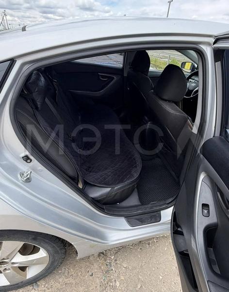 Hyundai Elantra 2012, фото 13