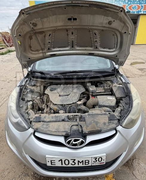 Hyundai Elantra 2012, фото 17