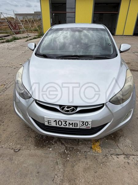 Hyundai Elantra 2012, фото 2