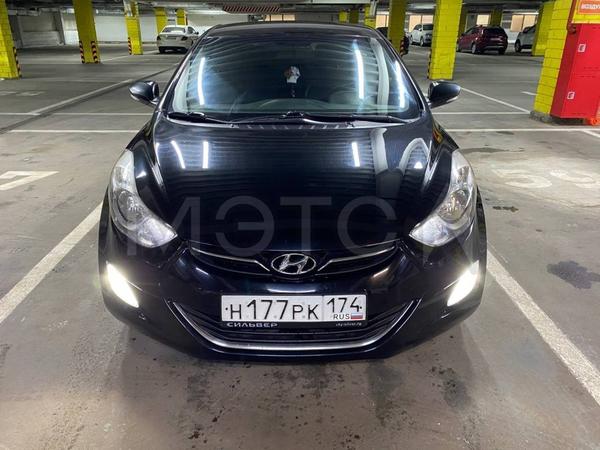 Hyundai Elantra 2012, фото 2